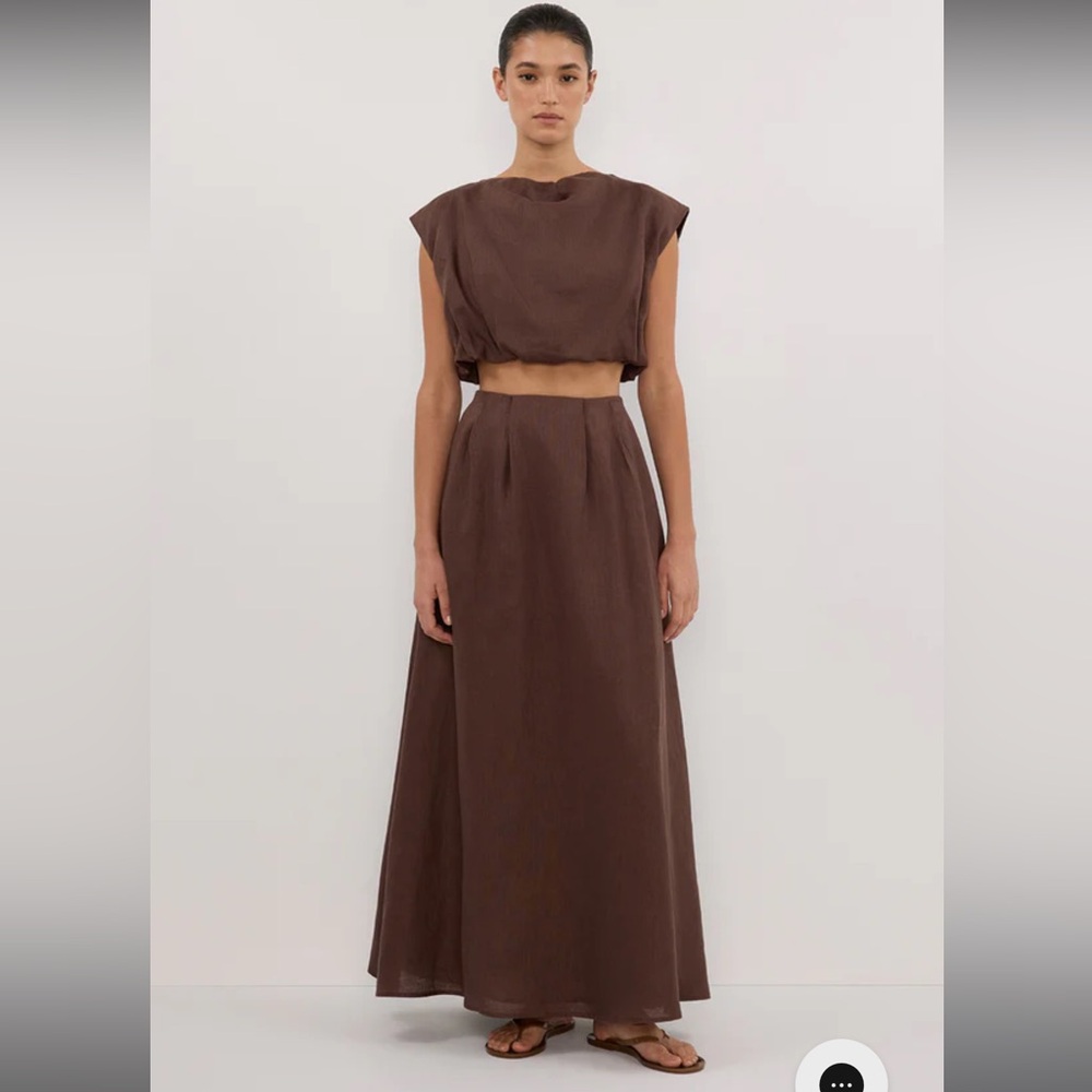 NWT Dissh Brown Linen Skirt Set